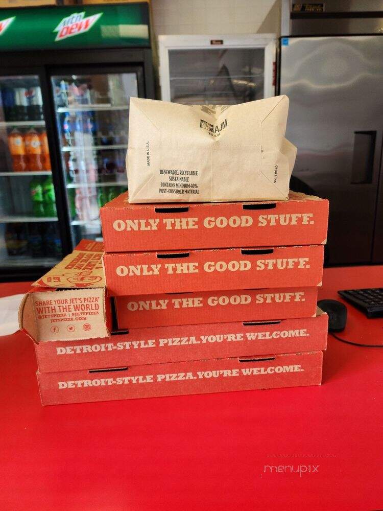 Jet's Pizza - Chicago, IL