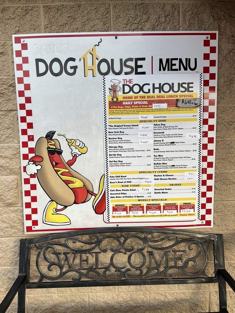 Dave's Dog House - Knoxville, TN