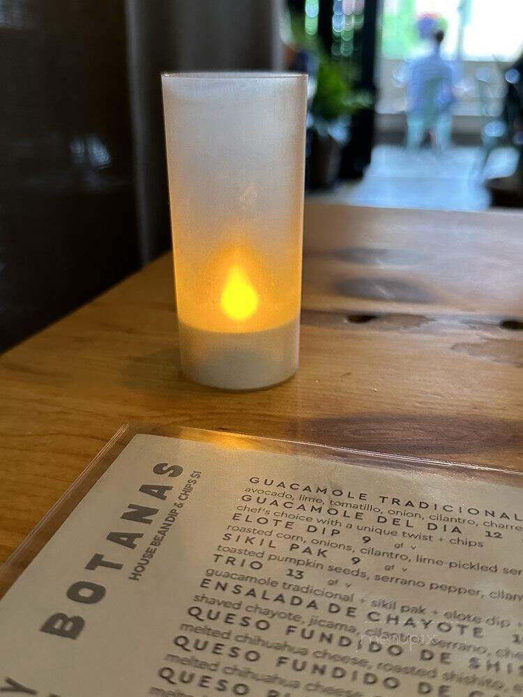 A Toda Madre - Glen Ellyn, IL menu_pic