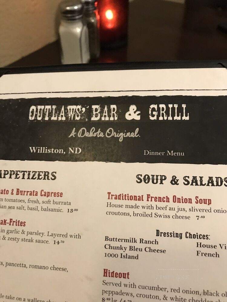 Outlaws Bar and Grill - Williston, ND