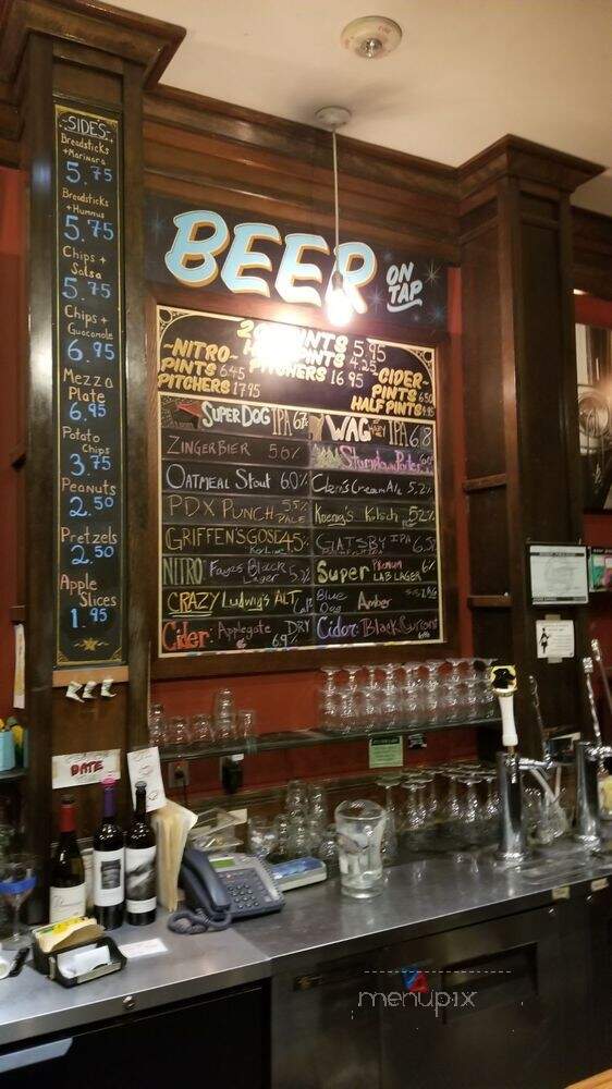 Lucky Labrador Tap Room - Portland, OR menu_pic