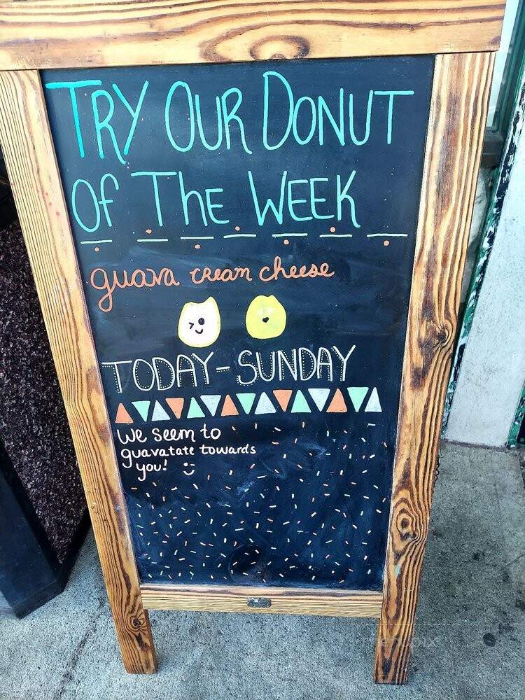 Glaze Donuts - New Milford, NJ