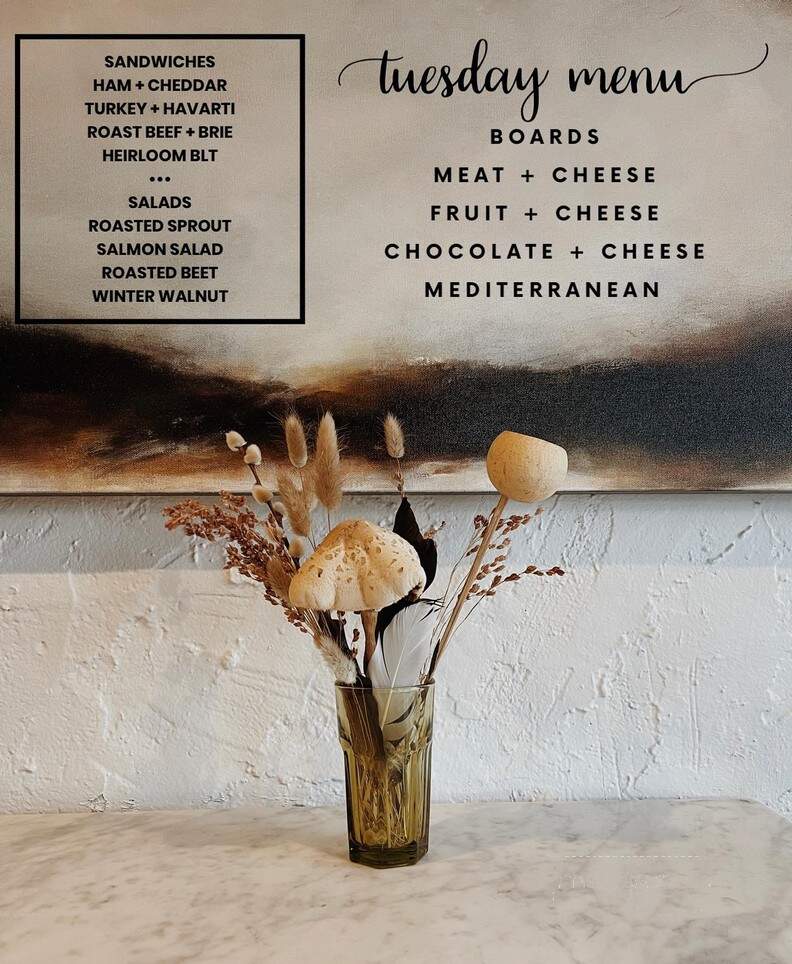 Buck and Board - Columbia, TN menu_pic