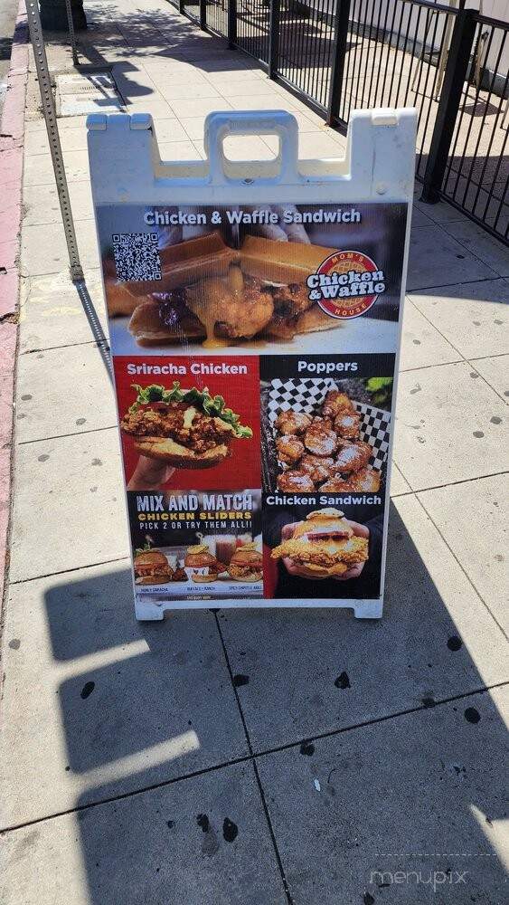Mom's Chicken and Waffles - San Diego, CA menu_pic