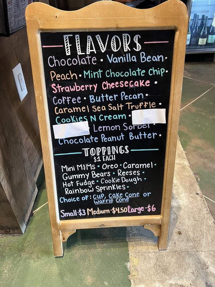 Center Theatre Pizza & Ice Cream - Fort Mill, SC menu_pic
