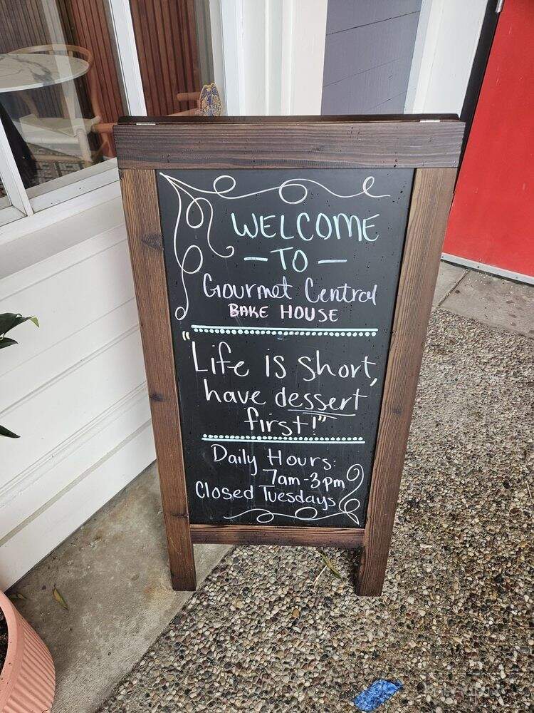 Gourmet Central Bakery - Prunedale, CA menu_pic