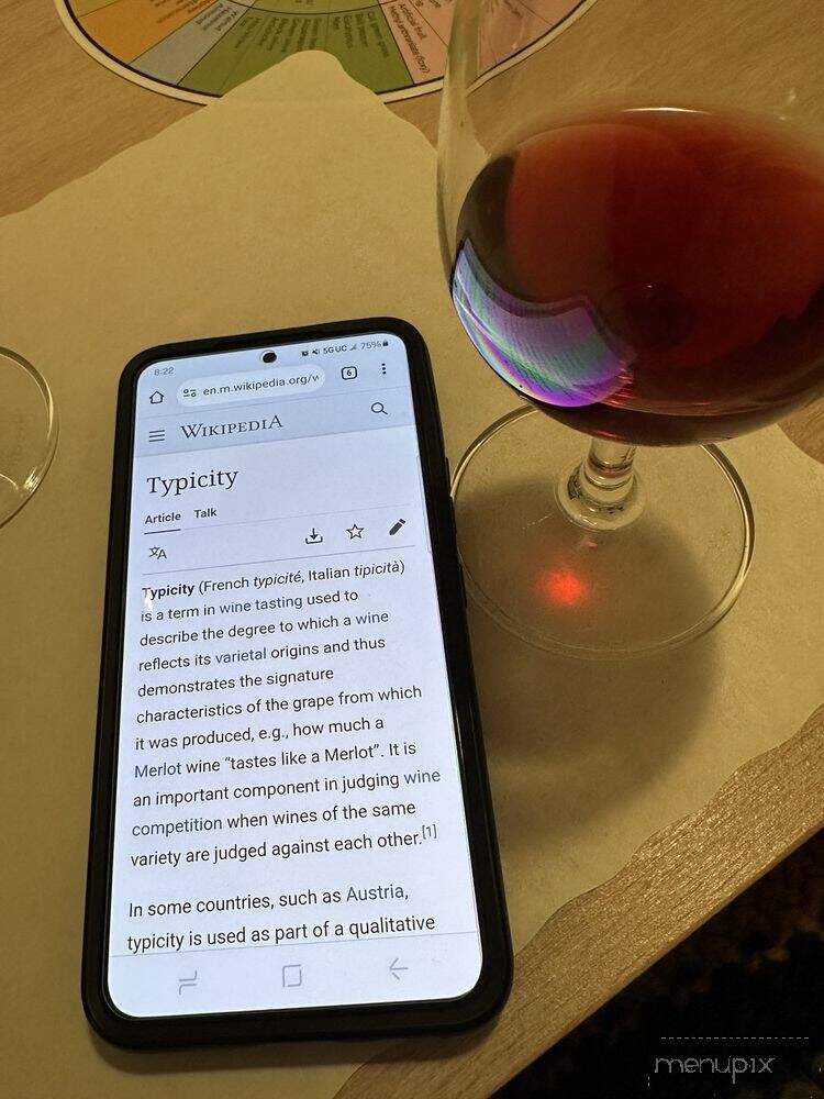 Drum Roll Wine - Renton, WA menu_pic