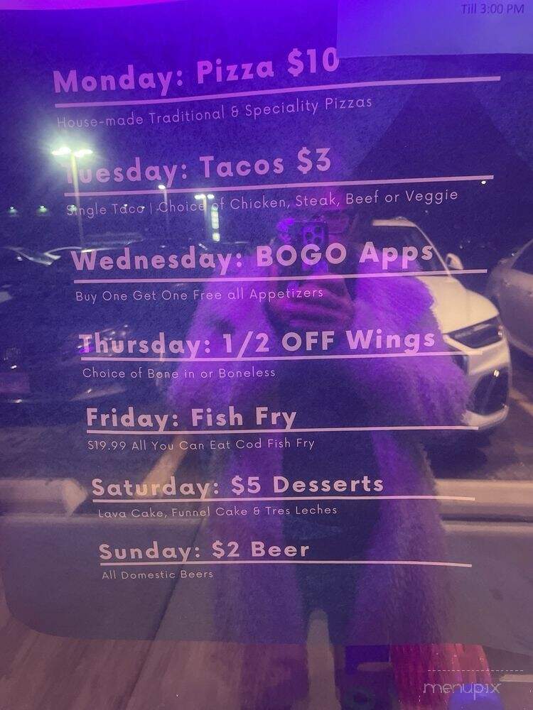 Lucky Bites Sports Bar and Grill - Mundelein, IL menu_pic