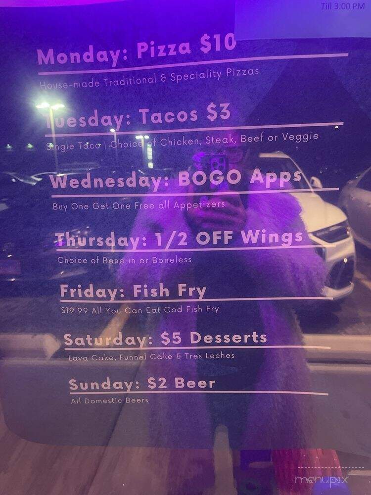 Lucky Bites Sports Bar and Grill - Mundelein, IL menu_pic