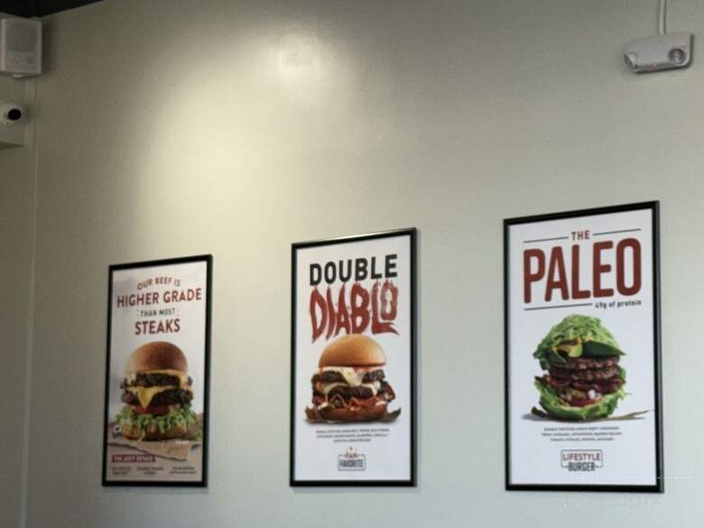 MOOYAH Burgers, Fries & Shakes - Fontana, CA menu_pic