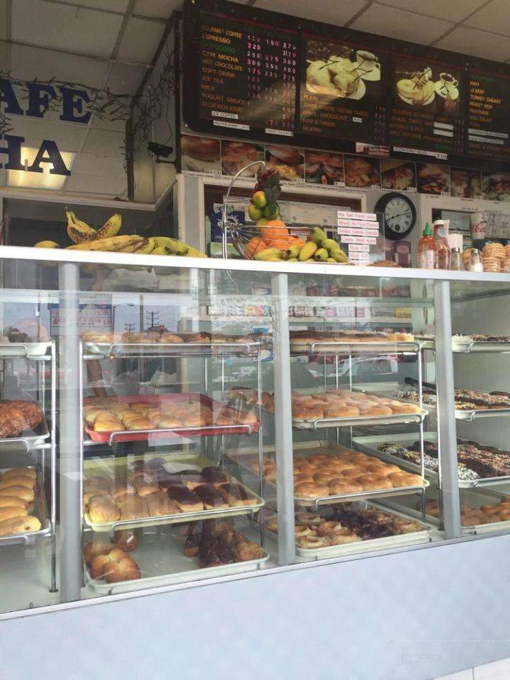 Holly Donut Shop - Studio City, CA menu_pic
