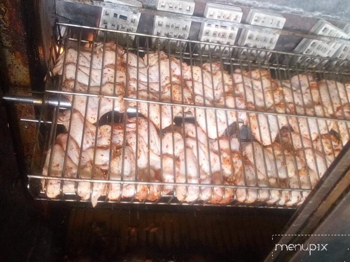O Poleiro BBQ - Bradford, ON menu_pic