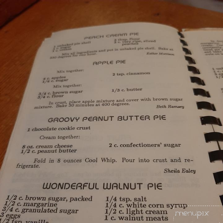 Village Cafe - Laurelville, OH menu_pic