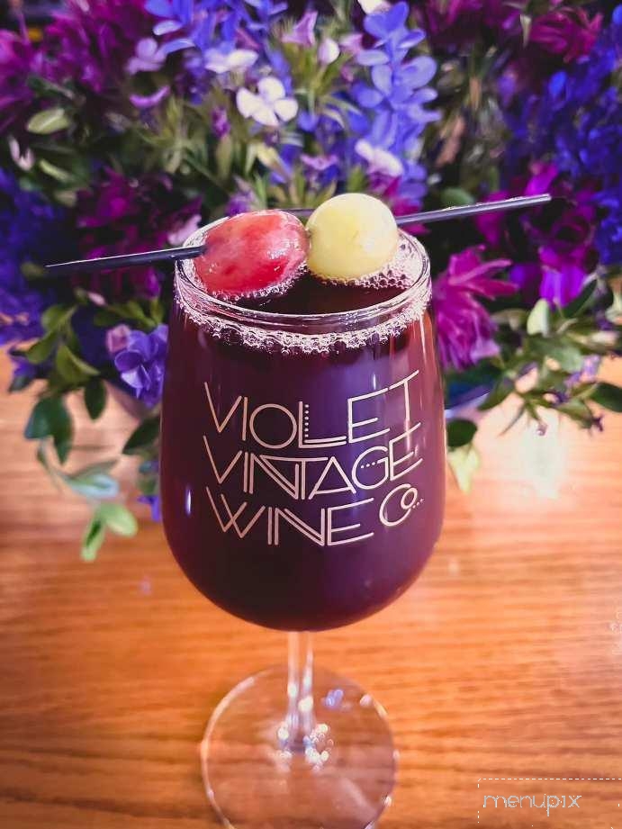 Violet Vintage Wine Company - Bernville, PA