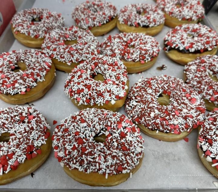 The House Of Donuts - Vermilion, OH