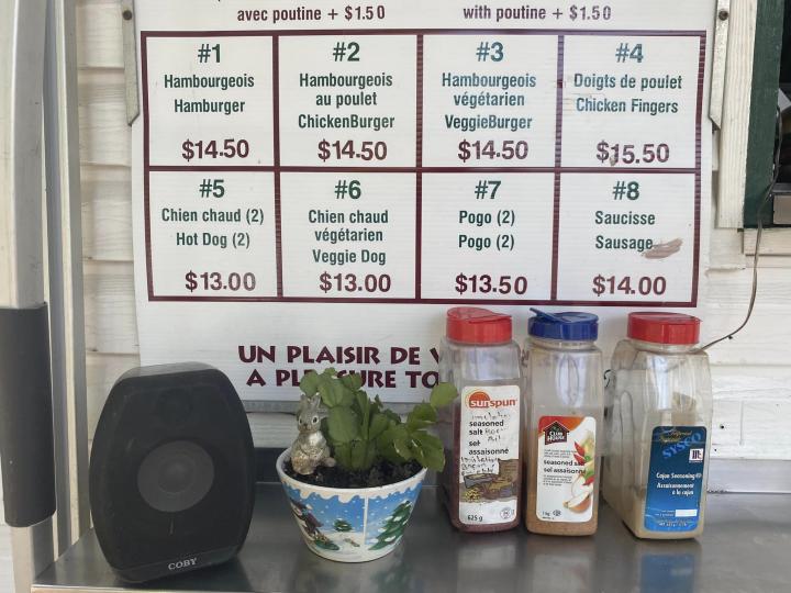 Le Bac a Frites - Ottawa, ON menu_pic