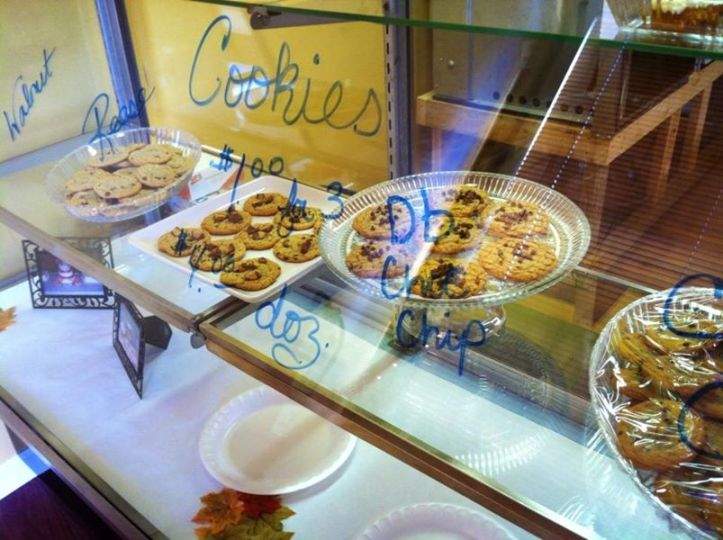 /380220687/Nadeans-Cakes-Cookies-Catering-Markle-IN - Markle, IN