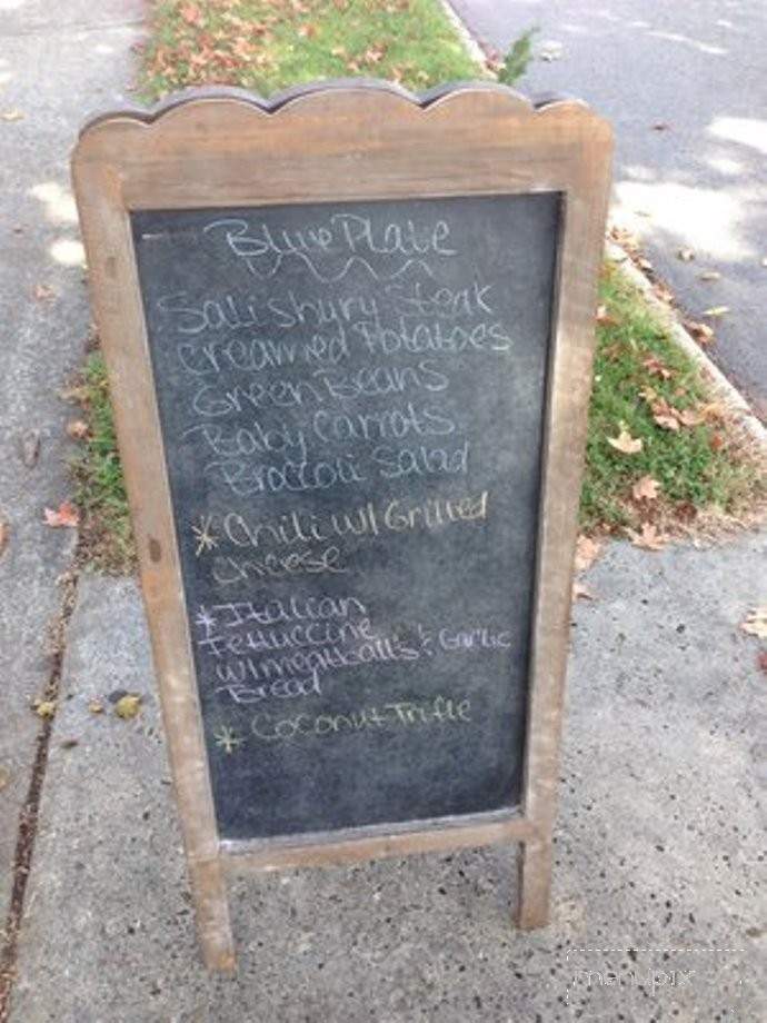Front Porch On Center Ave LLC - Dickson, TN menu_pic