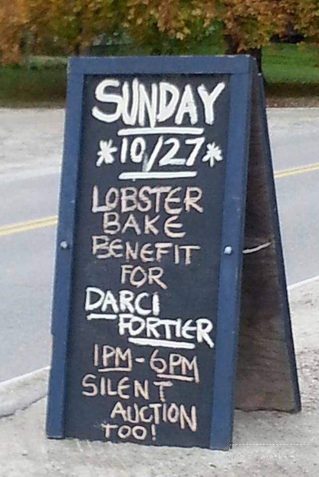 Boatyard Grill - Blue Hill, ME menu_pic