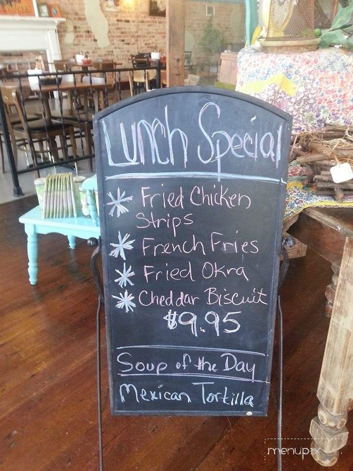 Vintage Cafe - Woodville, MS menu_pic