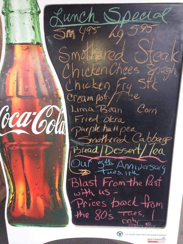 Janice's Dinner Bell Cafe - Kirbyville, TX menu_pic