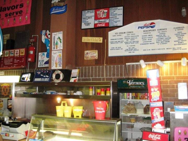 Beach Place - Park Township, MI menu_pic