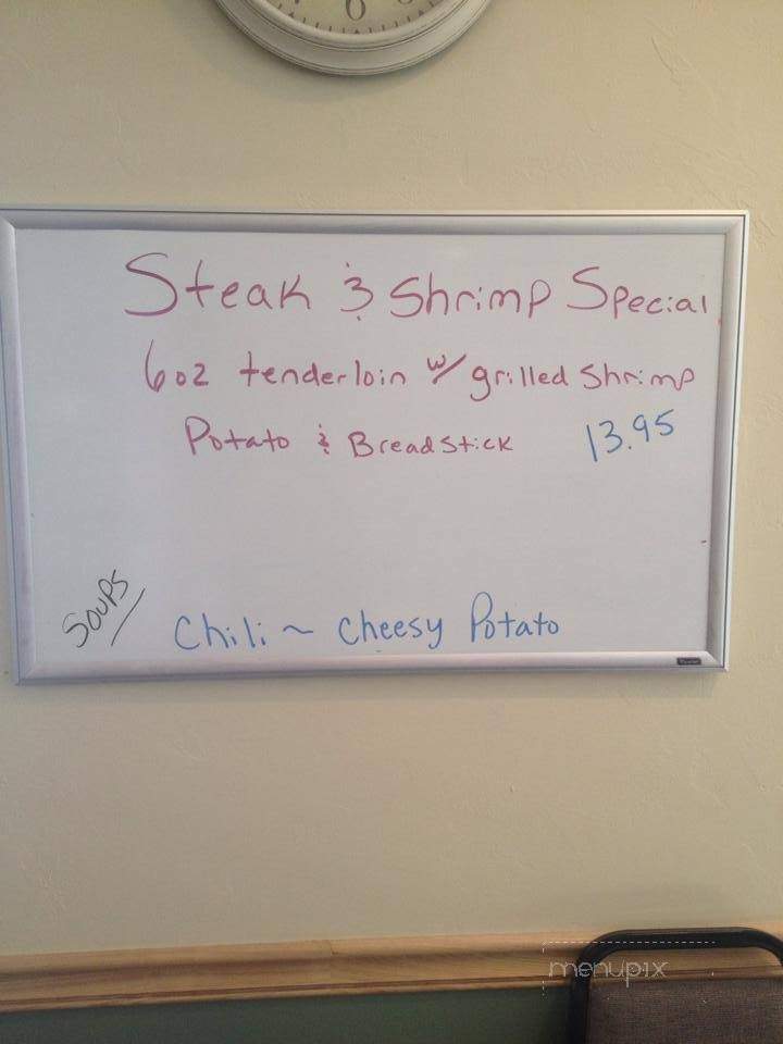 Tracey's Place - Mountain, WI menu_pic