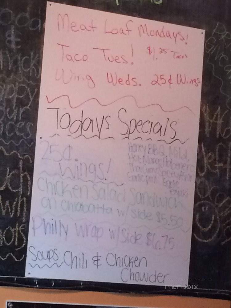5 O'clock Somewhere - Menasha, WI menu_pic