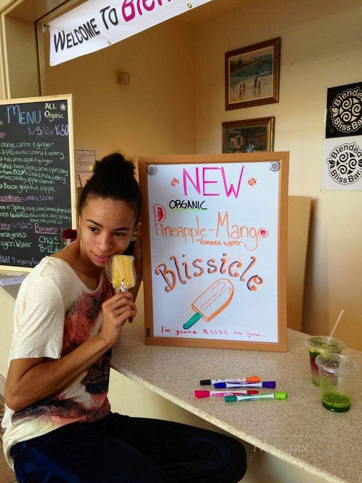 Blended Bliss Bar - Fairfield, IA menu_pic