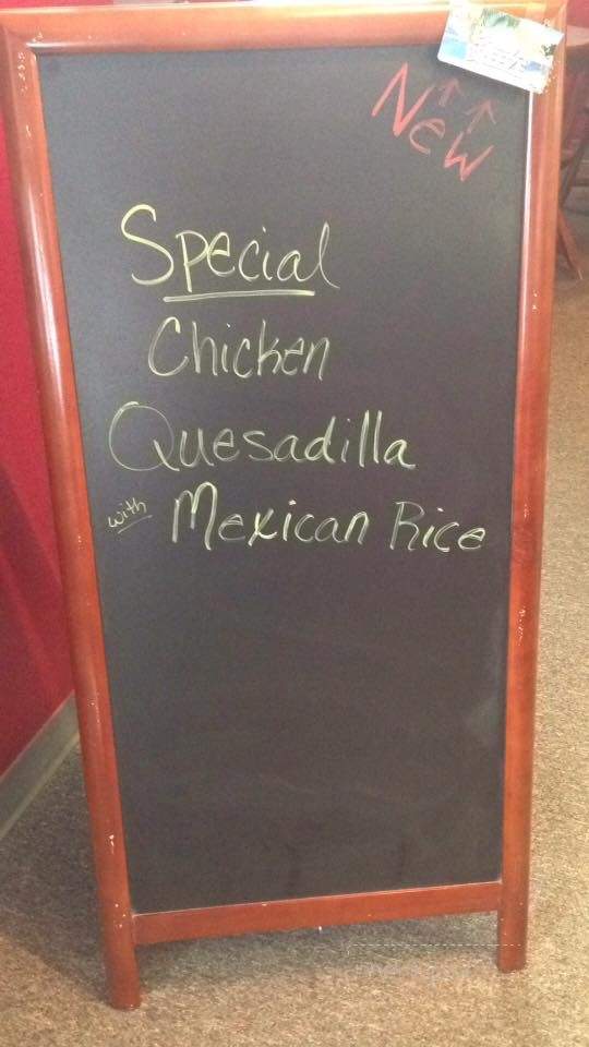 Main Street Dugout - Grainfield, KS menu_pic