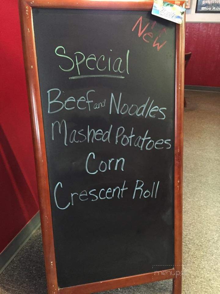 Main Street Dugout - Grainfield, KS menu_pic