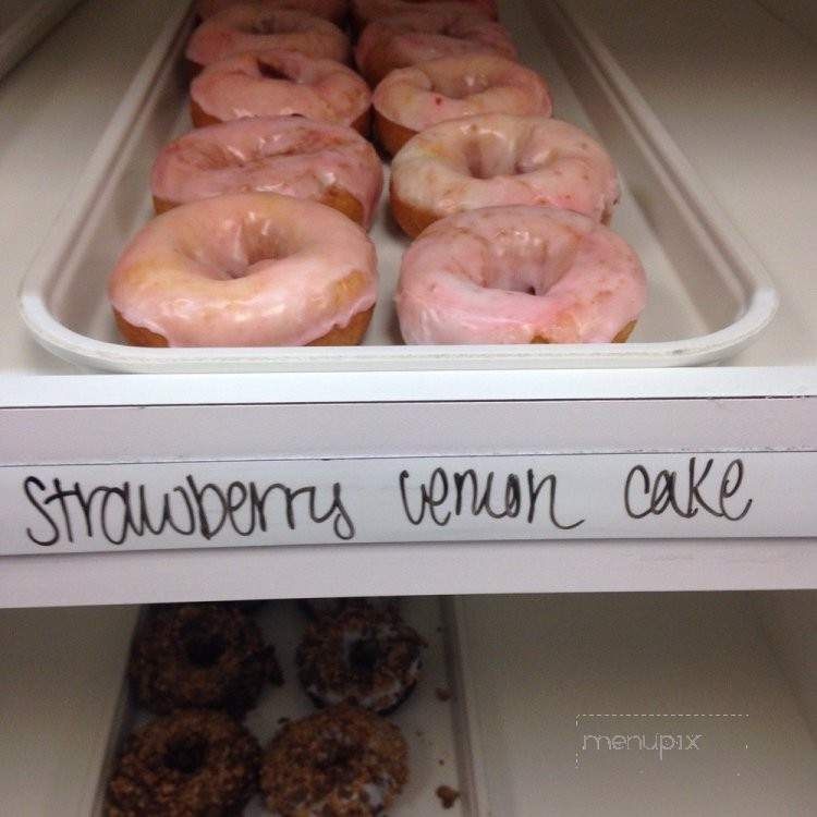 /250681649/Country-Glaze-Donut-Shoppe-Morris-IL - Morris, IL