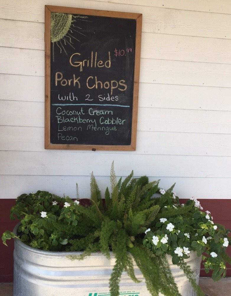Mamies Kitchen - Pattison, TX menu_pic
