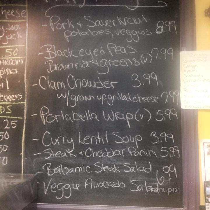 Mad Hatters Cafe & Co-Op - Athens, PA menu_pic