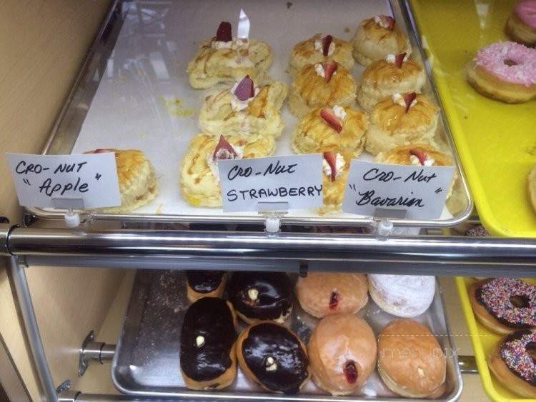 /250762814/Mr-Donut-And-Kolache-Sugar-Land-TX - Sugar Land, TX