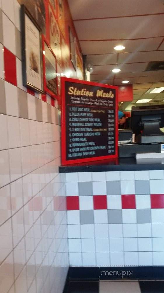 /250043635/Hot-Dog-Station-Chicago-IL - Chicago, IL
