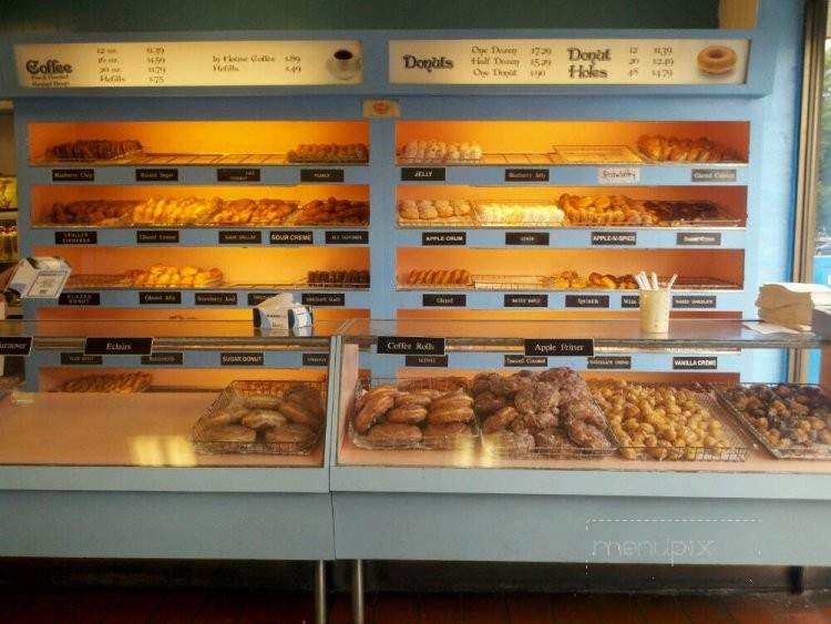 /251008266/Country-Style-Doughnuts-Richmond-VA - Richmond, VA
