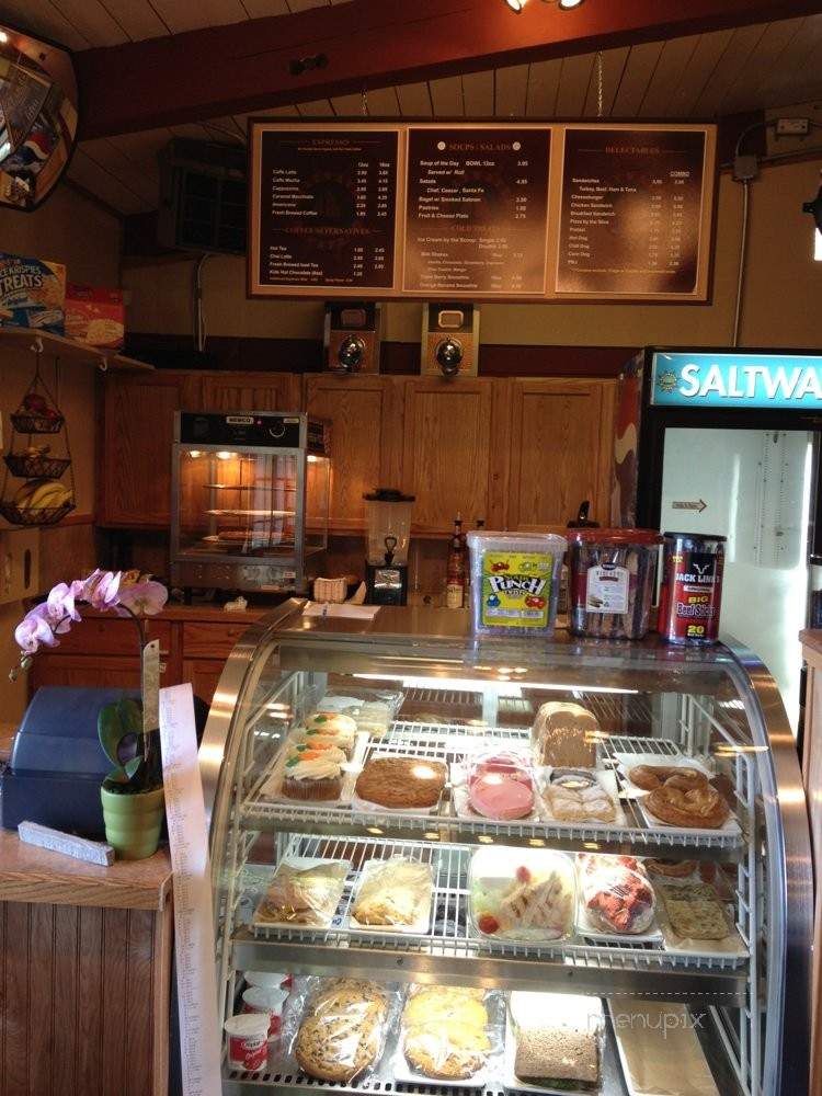 Saltwater Cafe - Des Moines, WA menu_pic