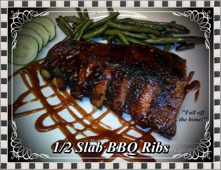 The Village Grille - Naplate, IL menu_pic