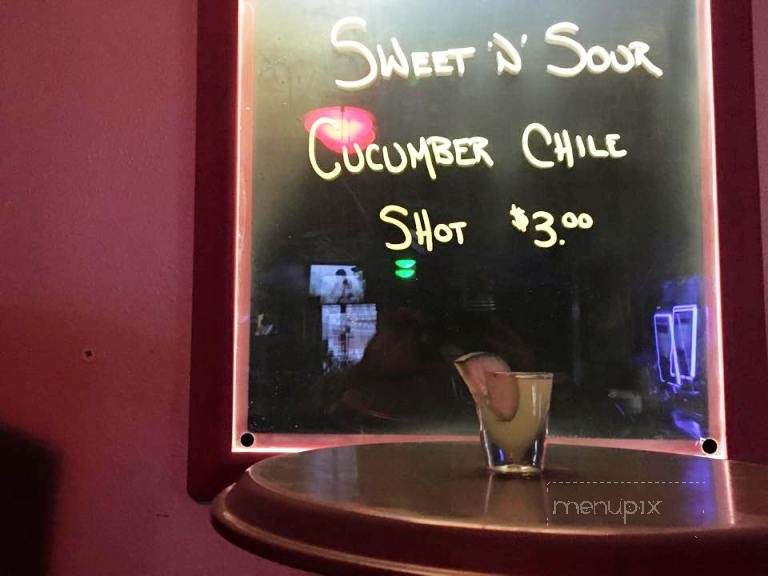 Roadhouse Bar and Grill - Laquey, MO menu_pic
