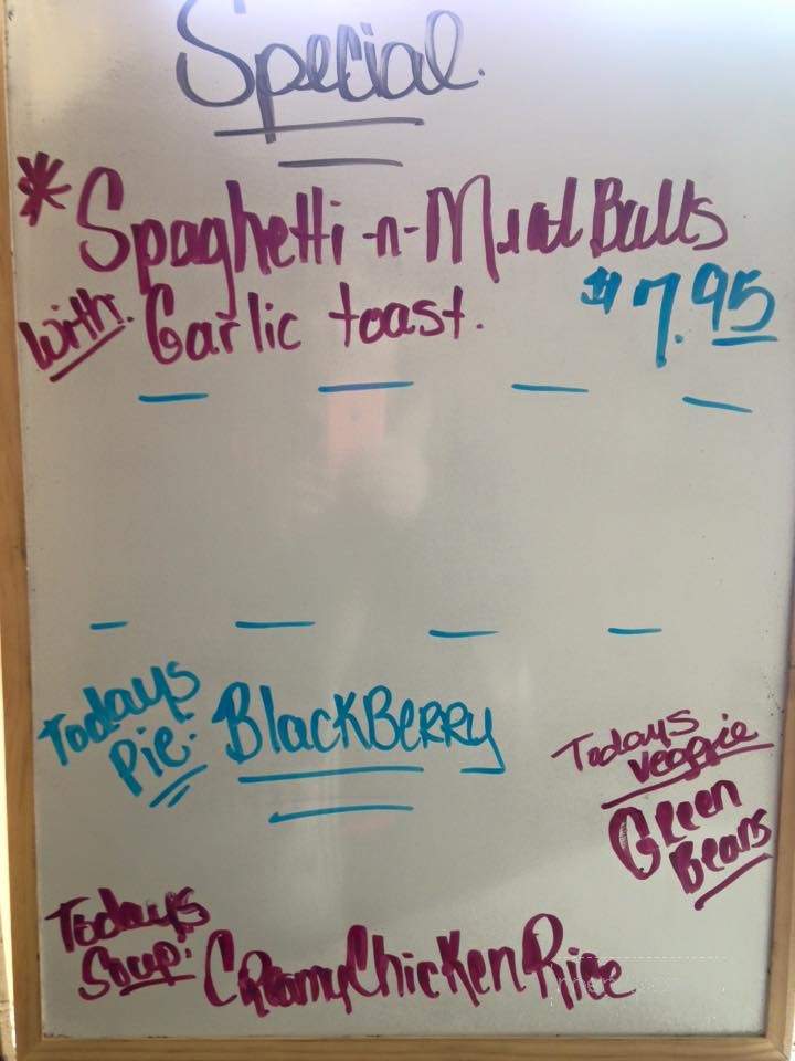 CJ's Family Restaurant - Bloomfield, IA menu_pic