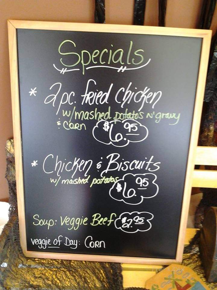 CJ's Family Restaurant - Bloomfield, IA menu_pic