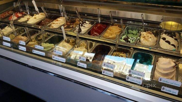 /28451322/Maes-Gelateria-Springfield-MO - Springfield, MO