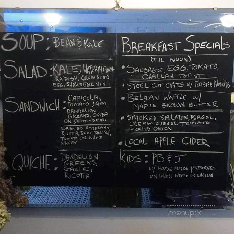 Adella Dori - Callicoon, NY menu_pic