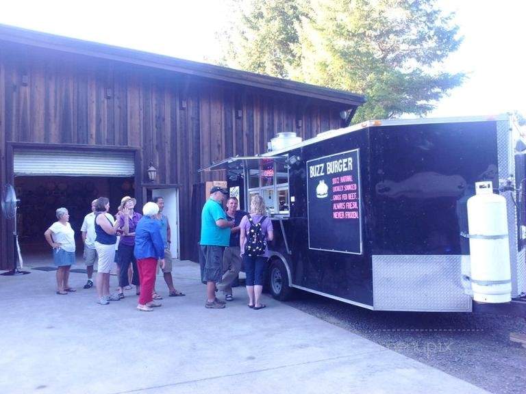 Buzz Burger - Eugene, OR menu_pic