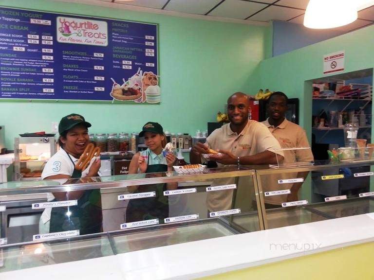 Yogurtlite & Treats - Hollywood, FL menu_pic
