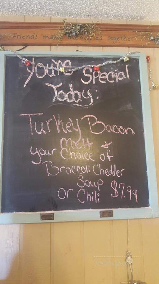 Family Traditions Restaurant - Gerald, MO menu_pic