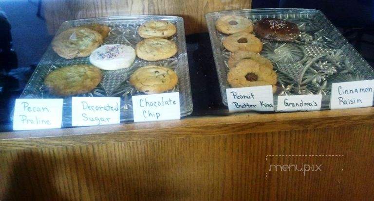 Carousel Corner - Bellevue, IA menu_pic