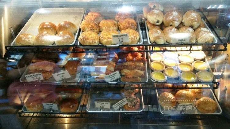 /8090166/Bao-Bakery-Vancouver-BC - Vancouver, BC