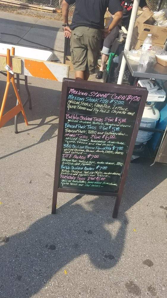Pig Tailz MKE - Milwaukee, WI menu_pic